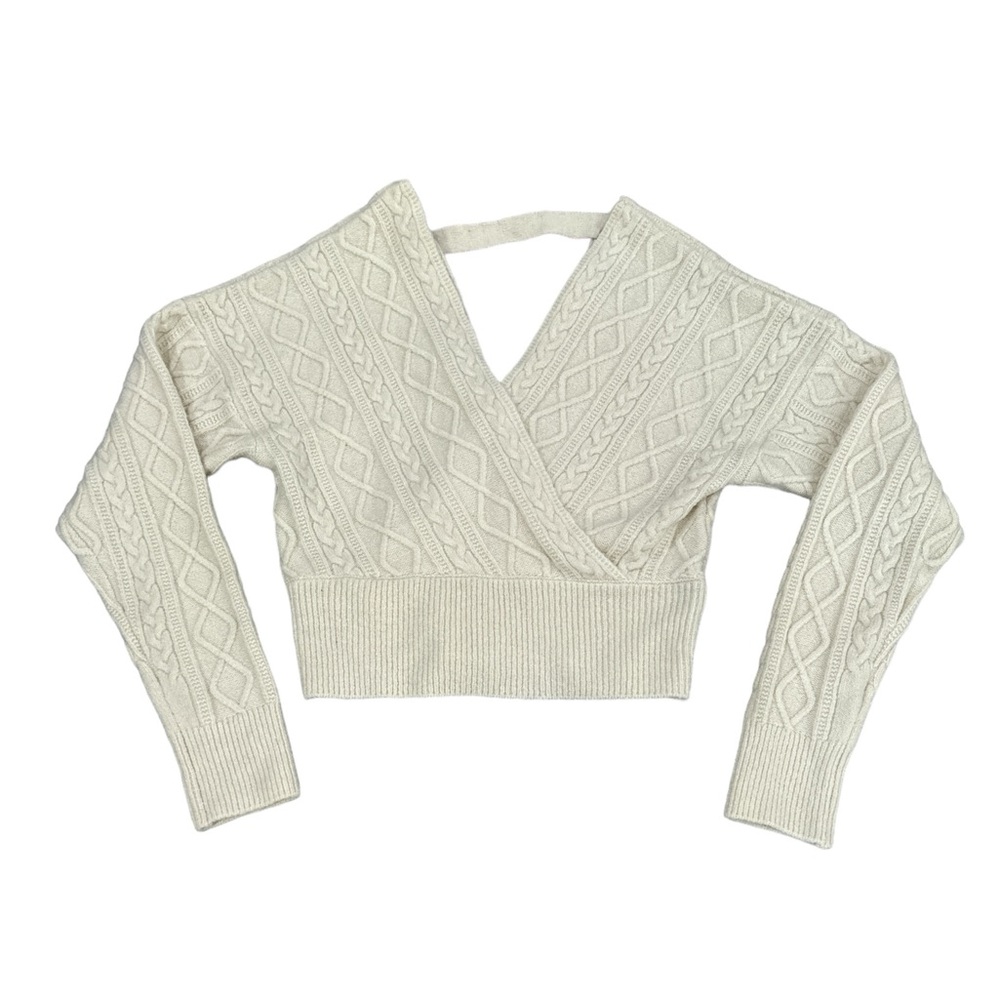 Forever 21 Surplice V Neck Knit Sweater in Cream